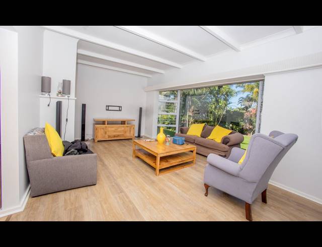 4 BEDROOM HOUSE FOR SALE IN BEACON BAY